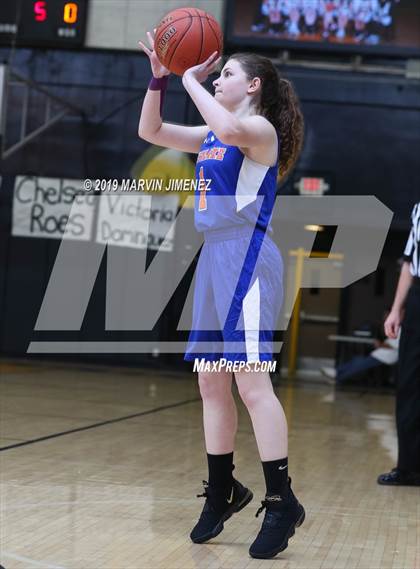 Thumbnail 1 in Newbury Park vs. Westlake  photogallery.
