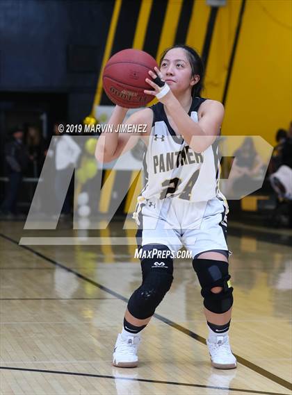 Thumbnail 1 in Newbury Park vs. Westlake  photogallery.