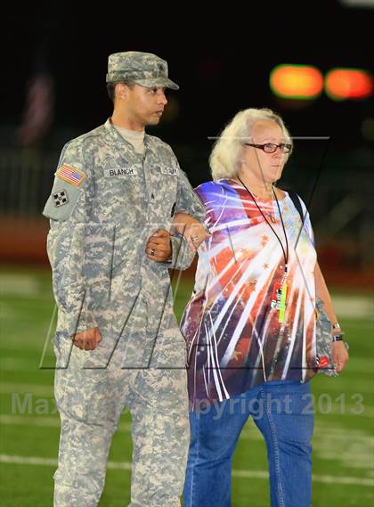 Thumbnail 1 in Corona Centennial vs. St. Bonaventure (Honor Bowl) photogallery.