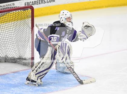 Thumbnail 2 in North Branford vs. North Haven (CIAC DII Semifinal) photogallery.