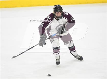 Thumbnail 3 in North Branford vs. North Haven (CIAC DII Semifinal) photogallery.