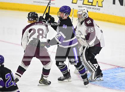 Thumbnail 1 in North Branford vs. North Haven (CIAC DII Semifinal) photogallery.
