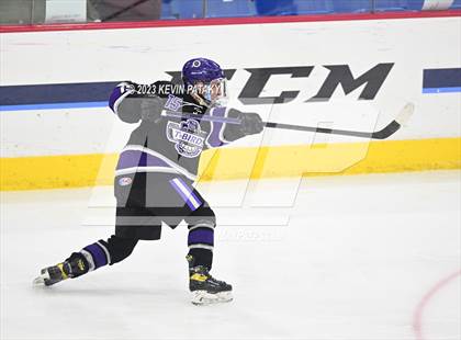 Thumbnail 2 in North Branford vs. North Haven (CIAC DII Semifinal) photogallery.