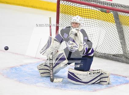 Thumbnail 1 in North Branford vs. North Haven (CIAC DII Semifinal) photogallery.