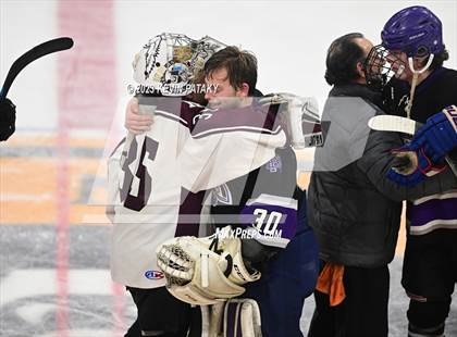 Thumbnail 3 in North Branford vs. North Haven (CIAC DII Semifinal) photogallery.