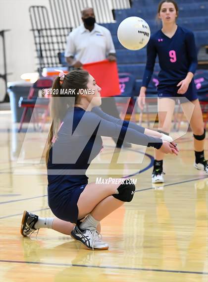 Thumbnail 2 in St. David vs. Anthem Prep (AIA 1A Final) photogallery.