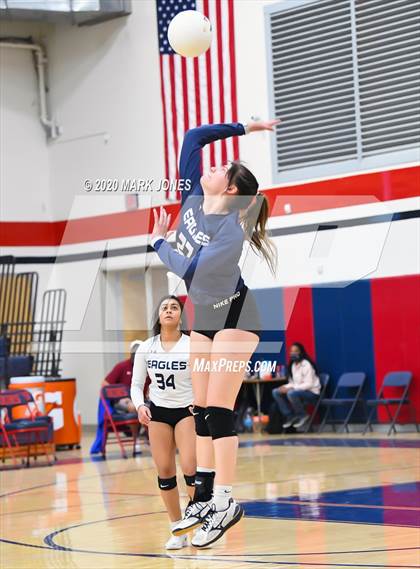 Thumbnail 2 in St. David vs. Anthem Prep (AIA 1A Final) photogallery.