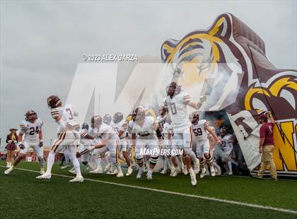 Thumbnail 2 in Dripping Springs vs Judson (UIL football 6A D2 area playoff) photogallery.