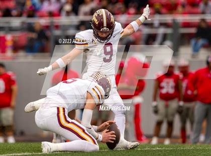 Thumbnail 2 in Dripping Springs vs Judson (UIL football 6A D2 area playoff) photogallery.