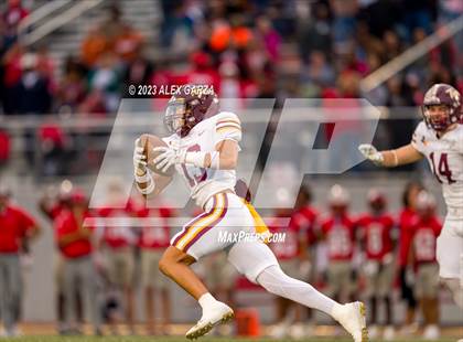 Thumbnail 1 in Dripping Springs vs Judson (UIL football 6A D2 area playoff) photogallery.