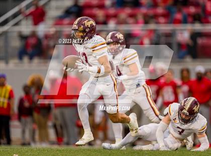 Thumbnail 1 in Dripping Springs vs Judson (UIL football 6A D2 area playoff) photogallery.