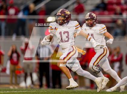 Thumbnail 2 in Dripping Springs vs Judson (UIL football 6A D2 area playoff) photogallery.