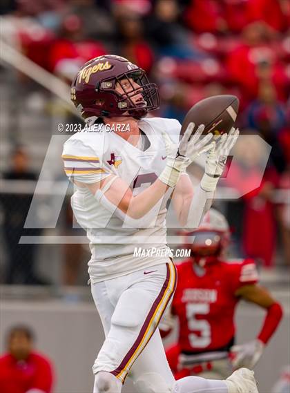 Thumbnail 1 in Dripping Springs vs Judson (UIL football 6A D2 area playoff) photogallery.