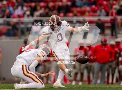 Thumbnail 3 in Dripping Springs vs Judson (UIL football 6A D2 area playoff) photogallery.