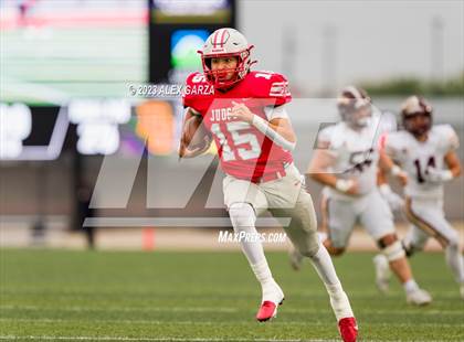 Thumbnail 2 in Dripping Springs vs Judson (UIL football 6A D2 area playoff) photogallery.