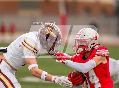 Thumbnail 2 in Dripping Springs vs Judson (UIL football 6A D2 area playoff) photogallery.