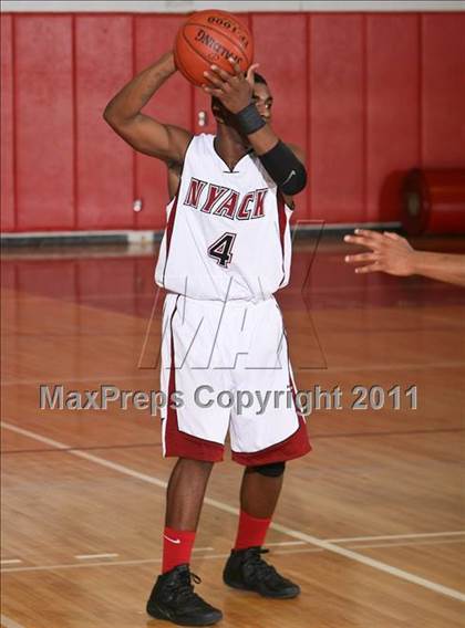 Thumbnail 1 in Nyack vs. Ramapo photogallery.