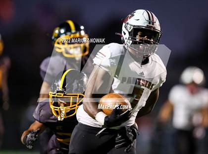 Thumbnail 3 in River Rouge @. King photogallery.