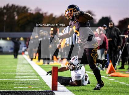 Thumbnail 3 in River Rouge @. King photogallery.