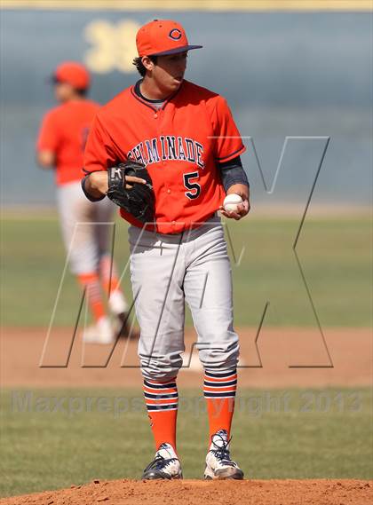 Thumbnail 2 in Chaminade @ Crespi photogallery.