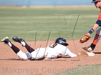 Thumbnail 2 in Chaminade @ Crespi photogallery.