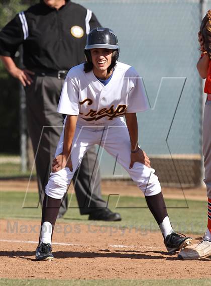 Thumbnail 1 in Chaminade @ Crespi photogallery.