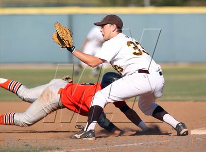 Thumbnail 3 in Chaminade @ Crespi photogallery.