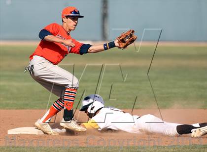 Thumbnail 3 in Chaminade @ Crespi photogallery.