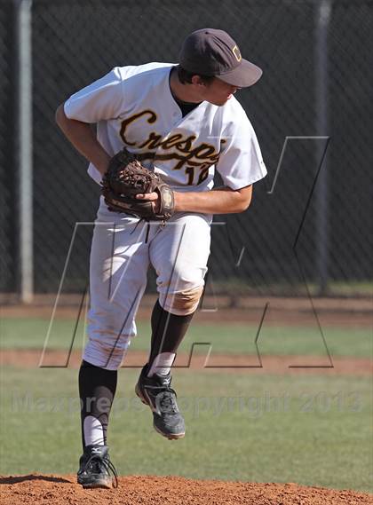 Thumbnail 2 in Chaminade @ Crespi photogallery.