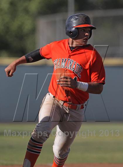 Thumbnail 2 in Chaminade @ Crespi photogallery.