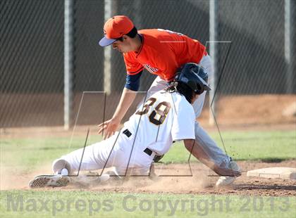 Thumbnail 2 in Chaminade @ Crespi photogallery.