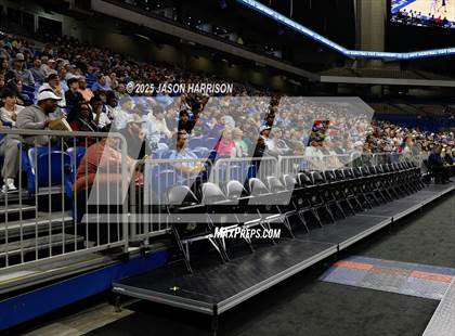 Thumbnail 3 in Valley vs. Perrin-Whitt (UIL Basketball 1A D1 Final) photogallery.