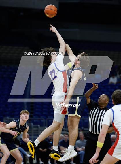 Thumbnail 2 in Valley vs. Perrin-Whitt (UIL Basketball 1A D1 Final) photogallery.