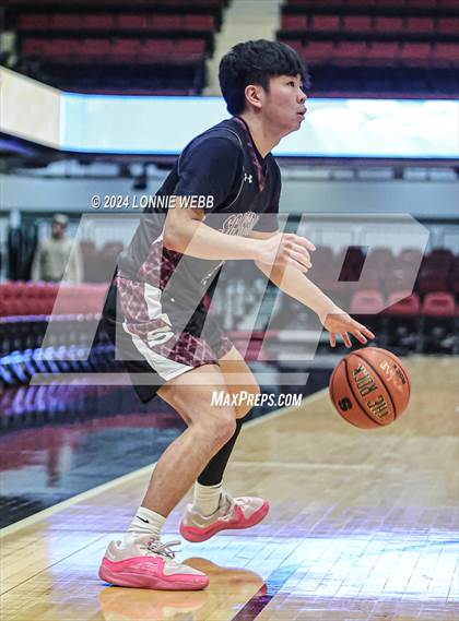 Thumbnail 3 in Xaverian vs Scarsdale (Public vs Catholic Hoops Showdown) photogallery.