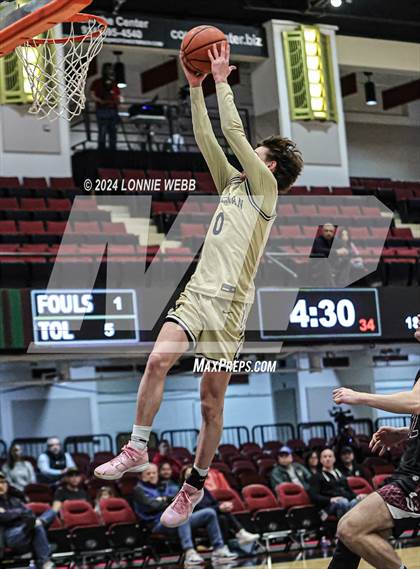 Thumbnail 3 in Xaverian vs Scarsdale (Public vs Catholic Hoops Showdown) photogallery.