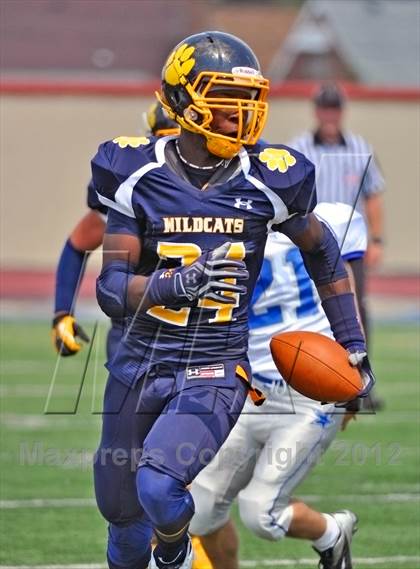 Thumbnail 2 in Hamilton vs. Springfield (Crosstown Showdown) photogallery.
