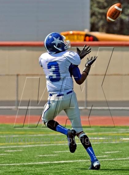 Thumbnail 3 in Hamilton vs. Springfield (Crosstown Showdown) photogallery.