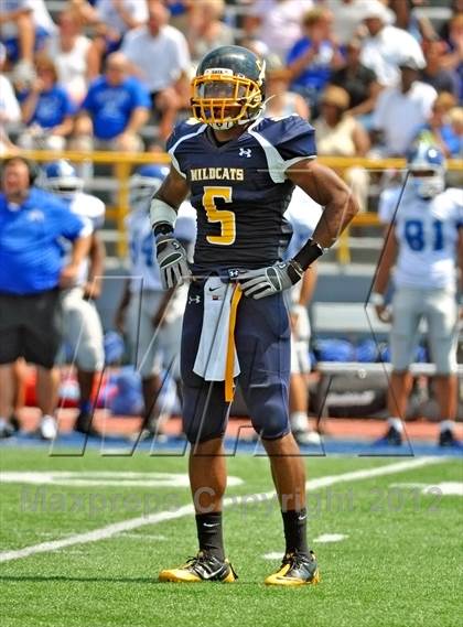 Thumbnail 1 in Hamilton vs. Springfield (Crosstown Showdown) photogallery.