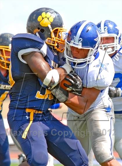 Thumbnail 3 in Hamilton vs. Springfield (Crosstown Showdown) photogallery.