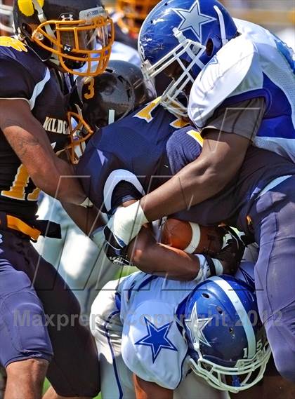 Thumbnail 3 in Hamilton vs. Springfield (Crosstown Showdown) photogallery.