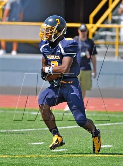Thumbnail 2 in Hamilton vs. Springfield (Crosstown Showdown) photogallery.