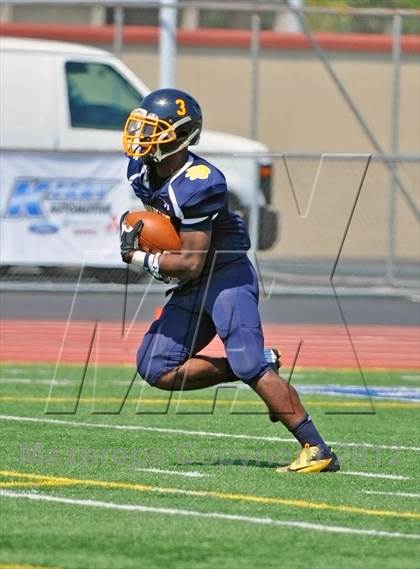 Thumbnail 3 in Hamilton vs. Springfield (Crosstown Showdown) photogallery.