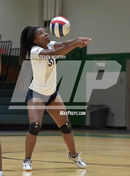 Thumbnail 2 in Hillside @ Cardinal Gibbons photogallery.