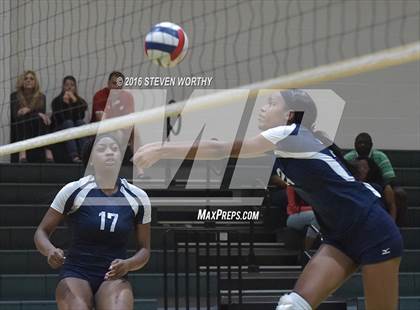 Thumbnail 2 in Hillside @ Cardinal Gibbons photogallery.
