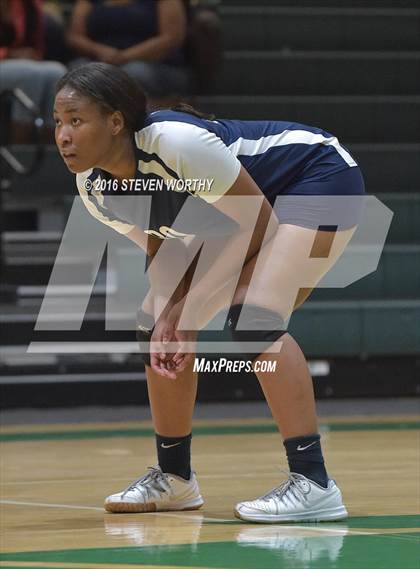 Thumbnail 2 in Hillside @ Cardinal Gibbons photogallery.