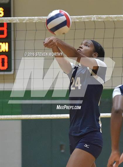 Thumbnail 2 in Hillside @ Cardinal Gibbons photogallery.