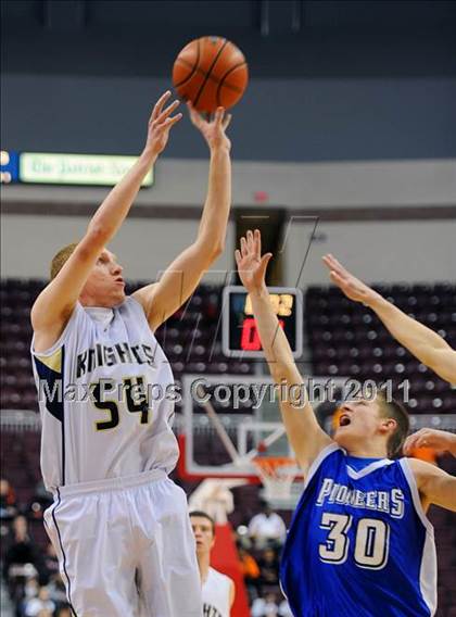 Thumbnail 2 in Lampeter-Strasburg vs. Eastern York (D3 Semifinals) photogallery.