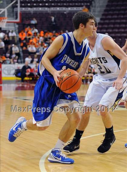Thumbnail 3 in Lampeter-Strasburg vs. Eastern York (D3 Semifinals) photogallery.