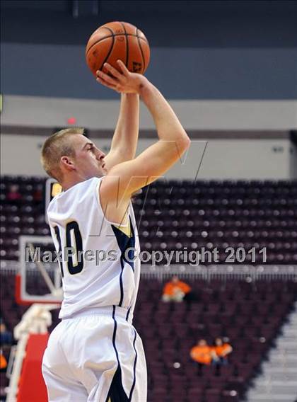 Thumbnail 3 in Lampeter-Strasburg vs. Eastern York (D3 Semifinals) photogallery.