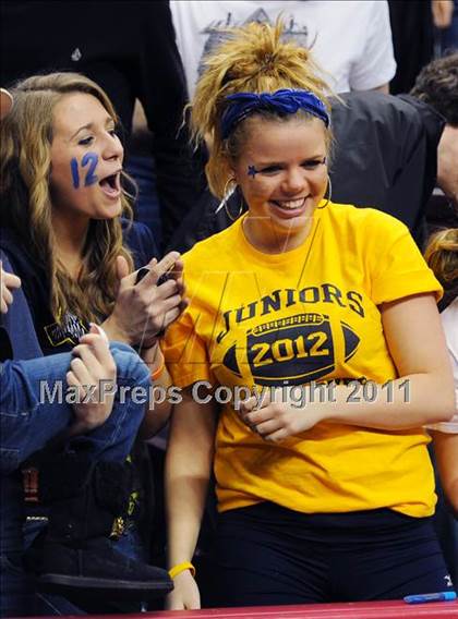 Thumbnail 1 in Lampeter-Strasburg vs. Eastern York (D3 Semifinals) photogallery.